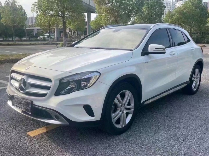 北京15年奔驰GLA2