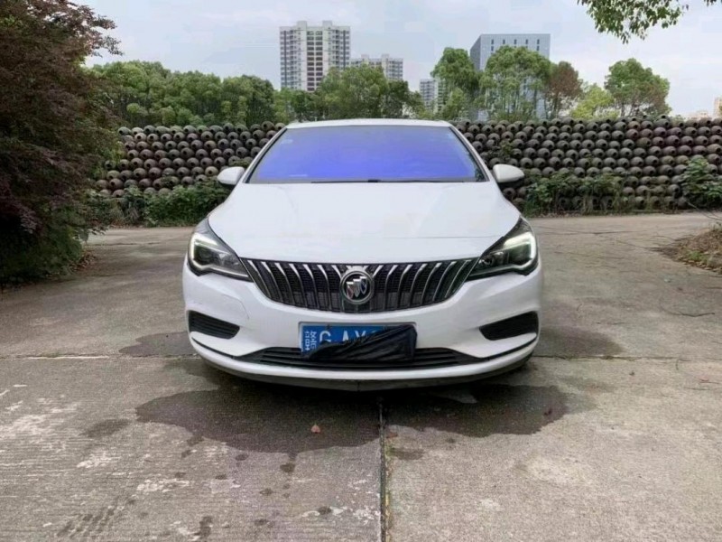 邵阳18年别克威朗1