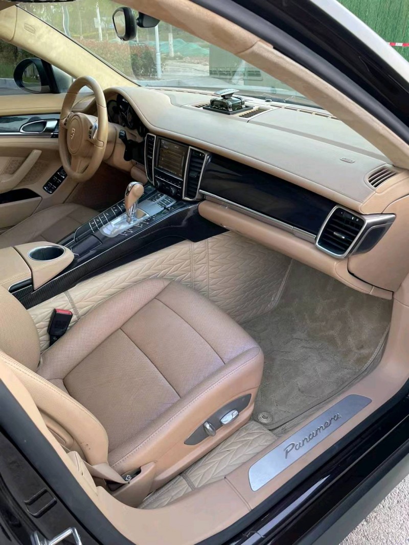 苏州11年保时捷帕拉梅拉5