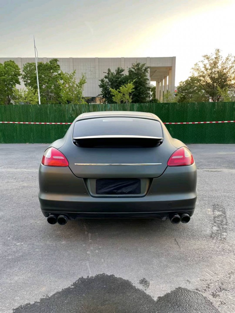 苏州11年保时捷帕拉梅拉8