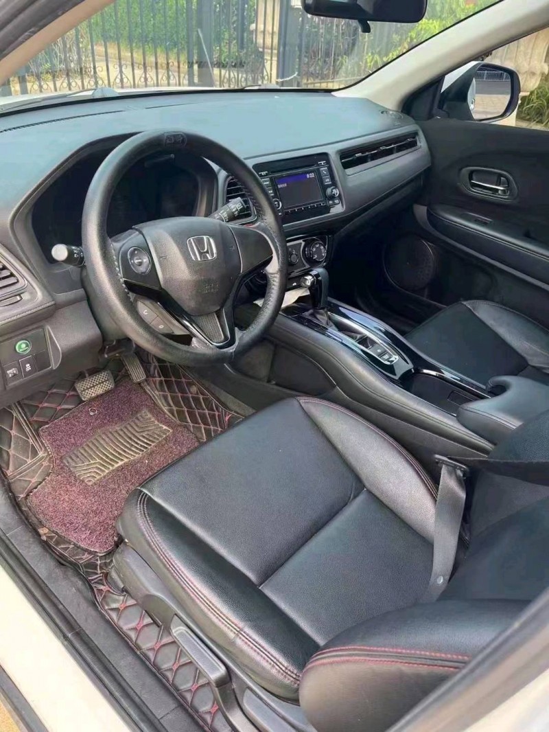 青岛16年本田缤智6