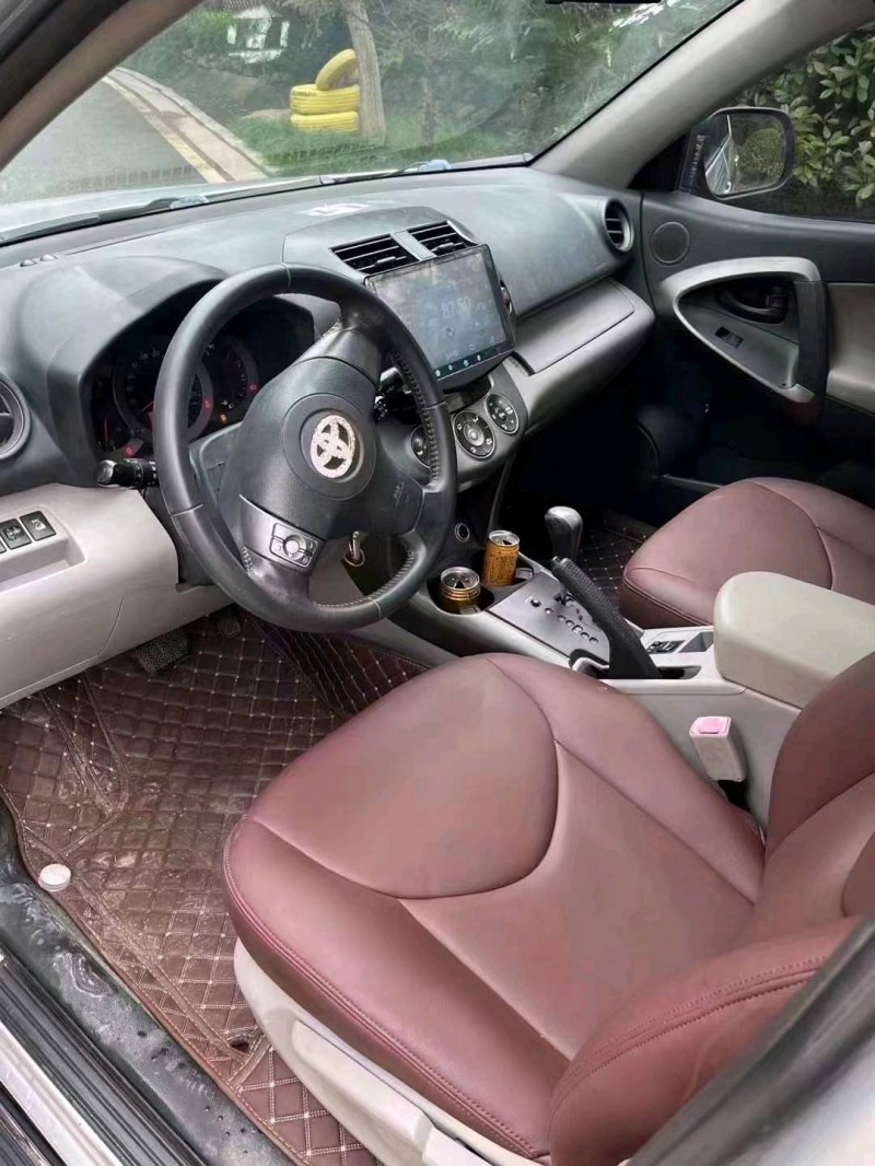 枣庄11年丰田RAV44