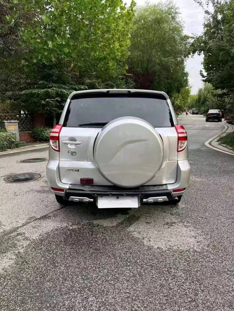 枣庄11年丰田RAV45