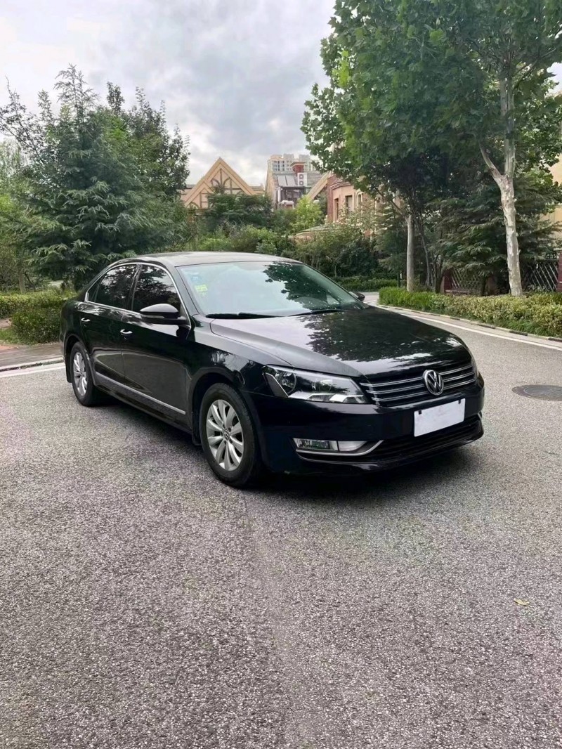 青岛16年大众帕萨特2