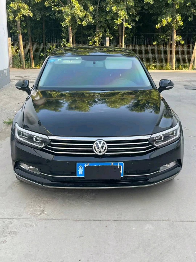 济宁17年大众迈腾1