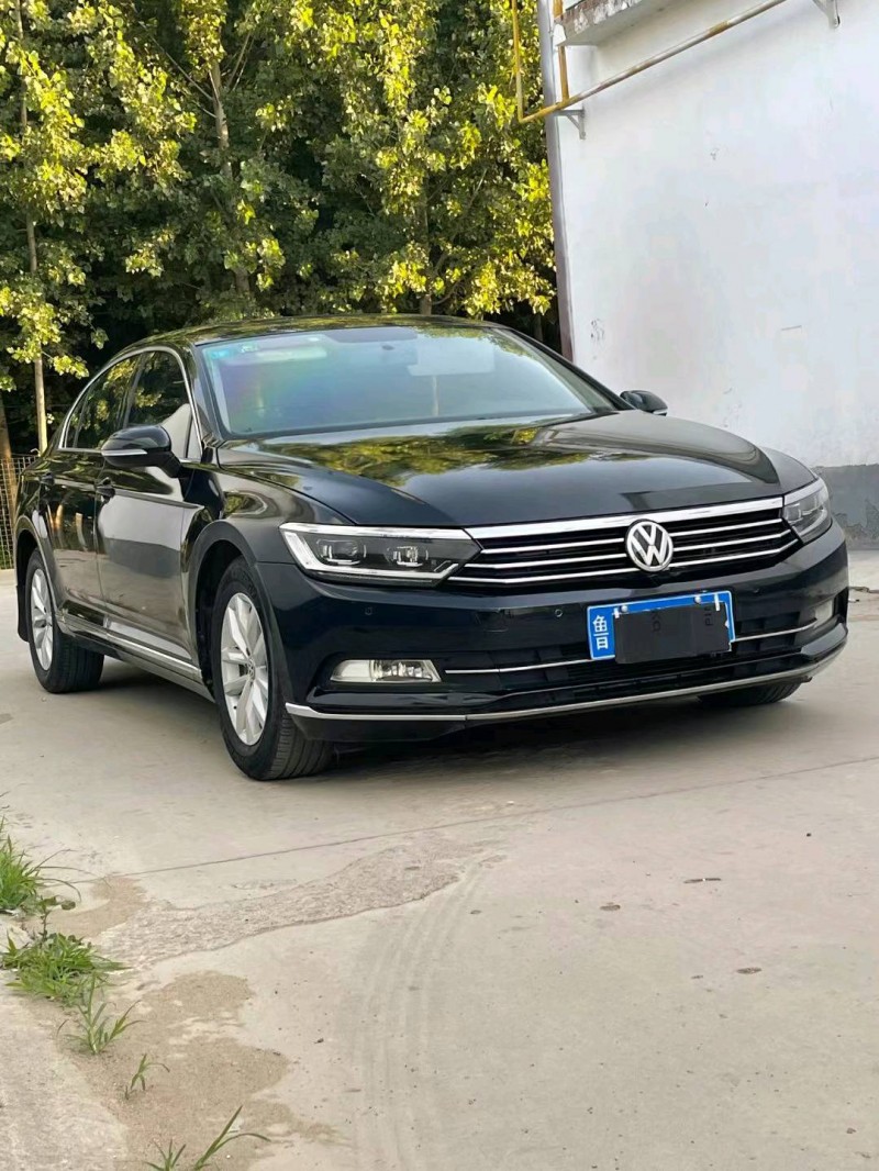 济宁17年大众迈腾2