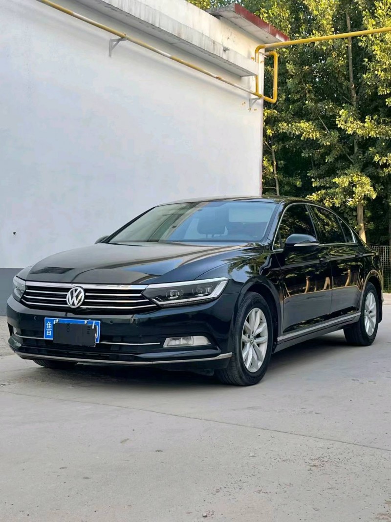 济宁17年大众迈腾3