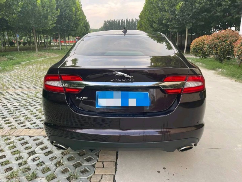 济南14年捷豹XF8