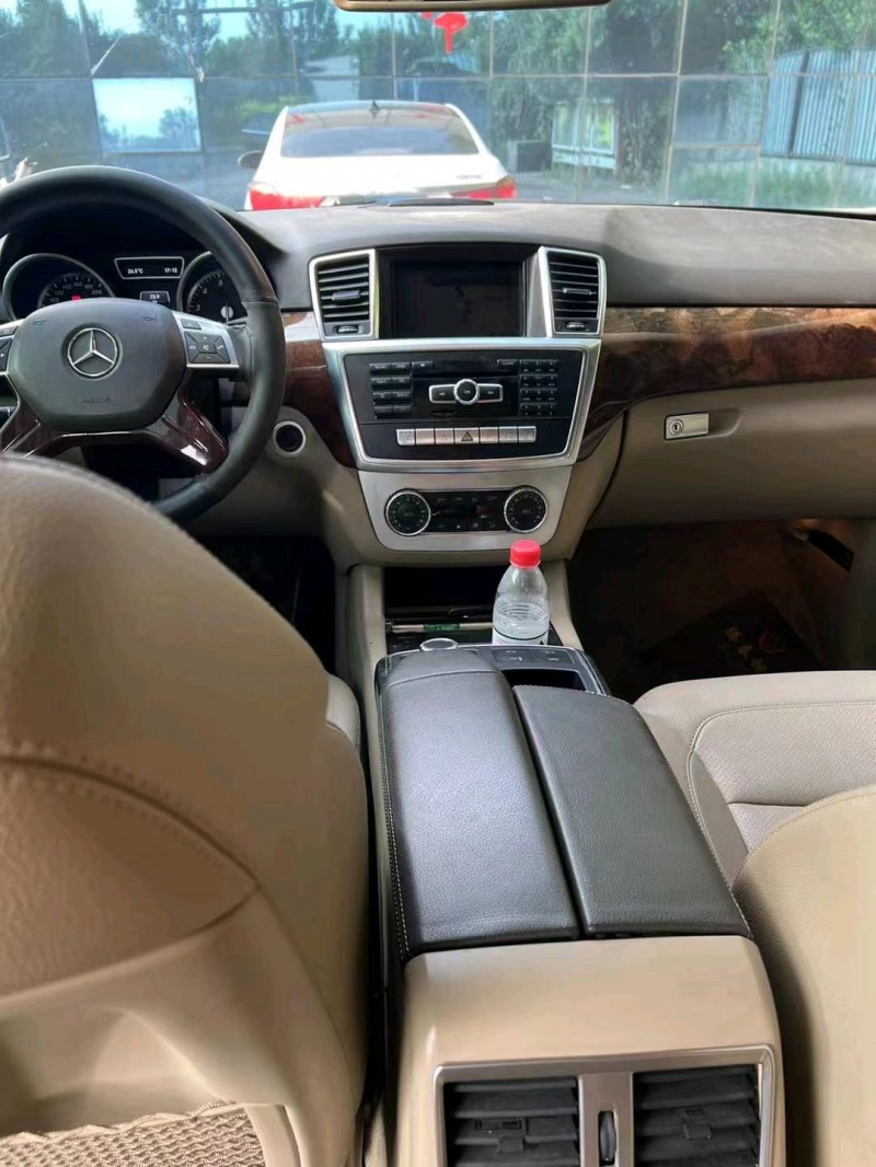 济南14年奔驰ML5