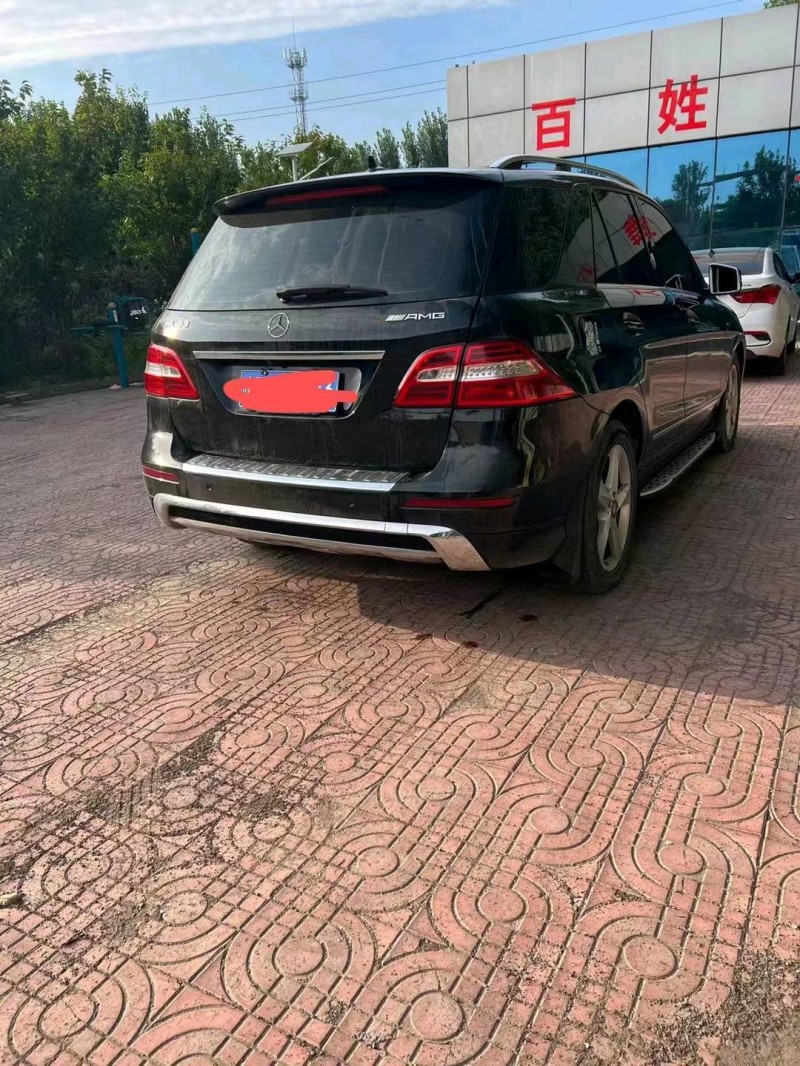 济南14年奔驰ML2