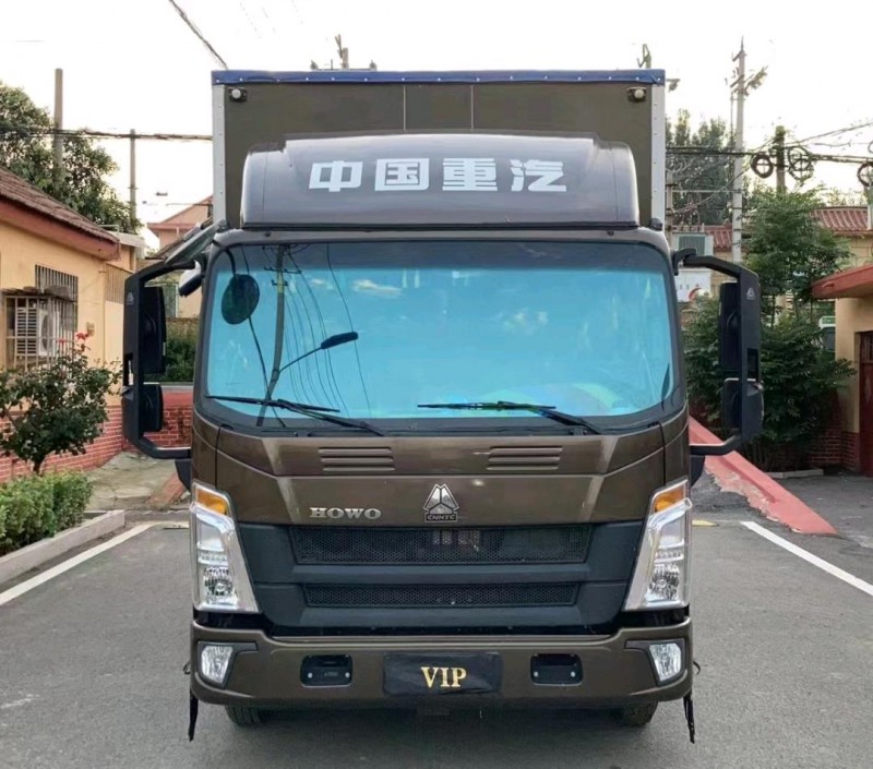 青島21年卡車系列重汽豪沃1