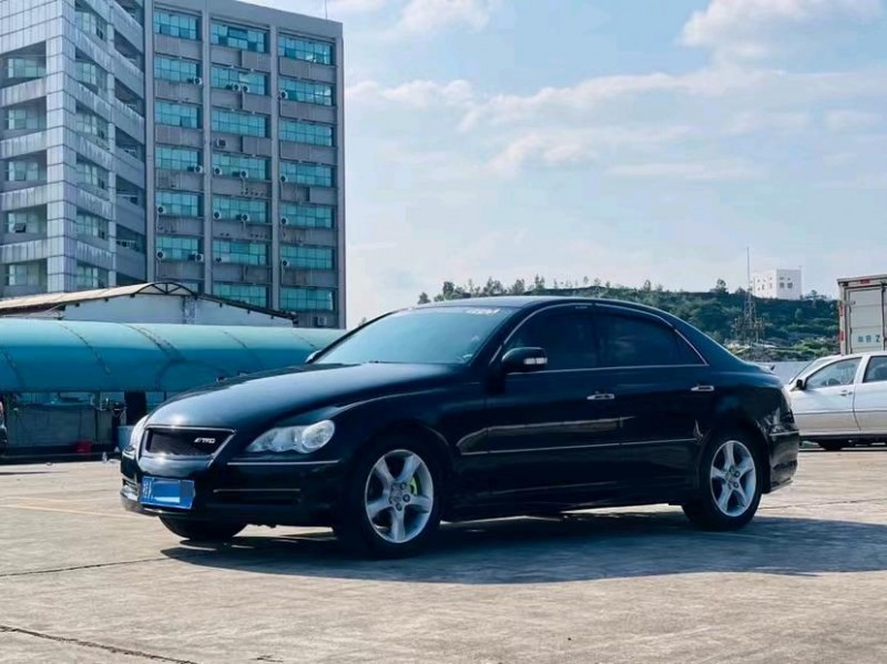 东莞10年丰田锐志2