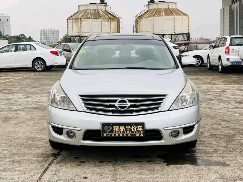 东莞10年日产天籁1