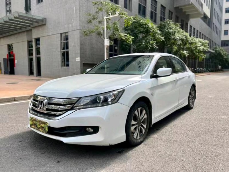 东莞15年本田雅阁2