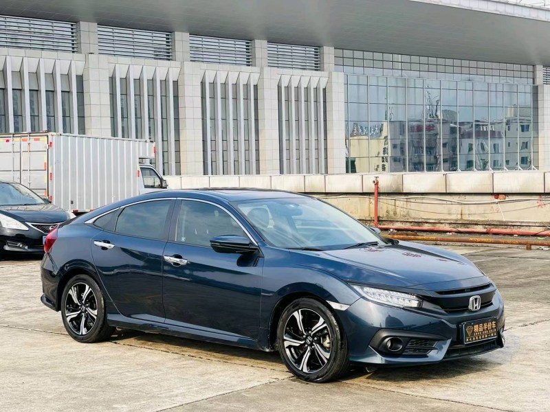 东莞17年本田思域2