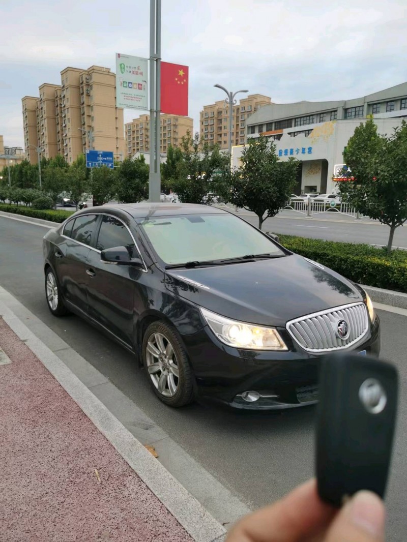 北京11年别克君越3