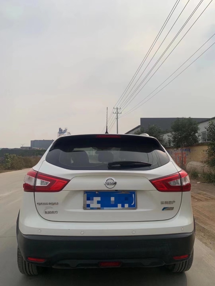 北京17年日产逍客5