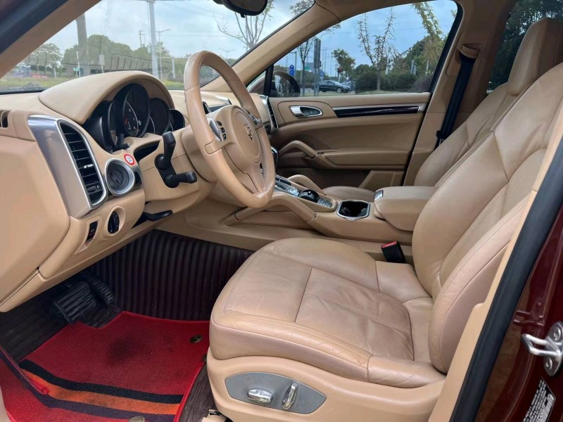 泰州13年保时捷卡宴4