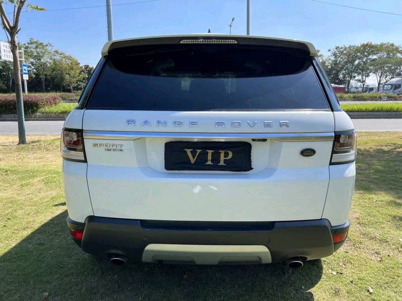 徐州17年路虎揽胜运动8