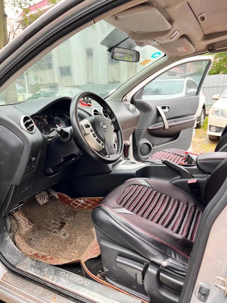 广州15年日产逍客6