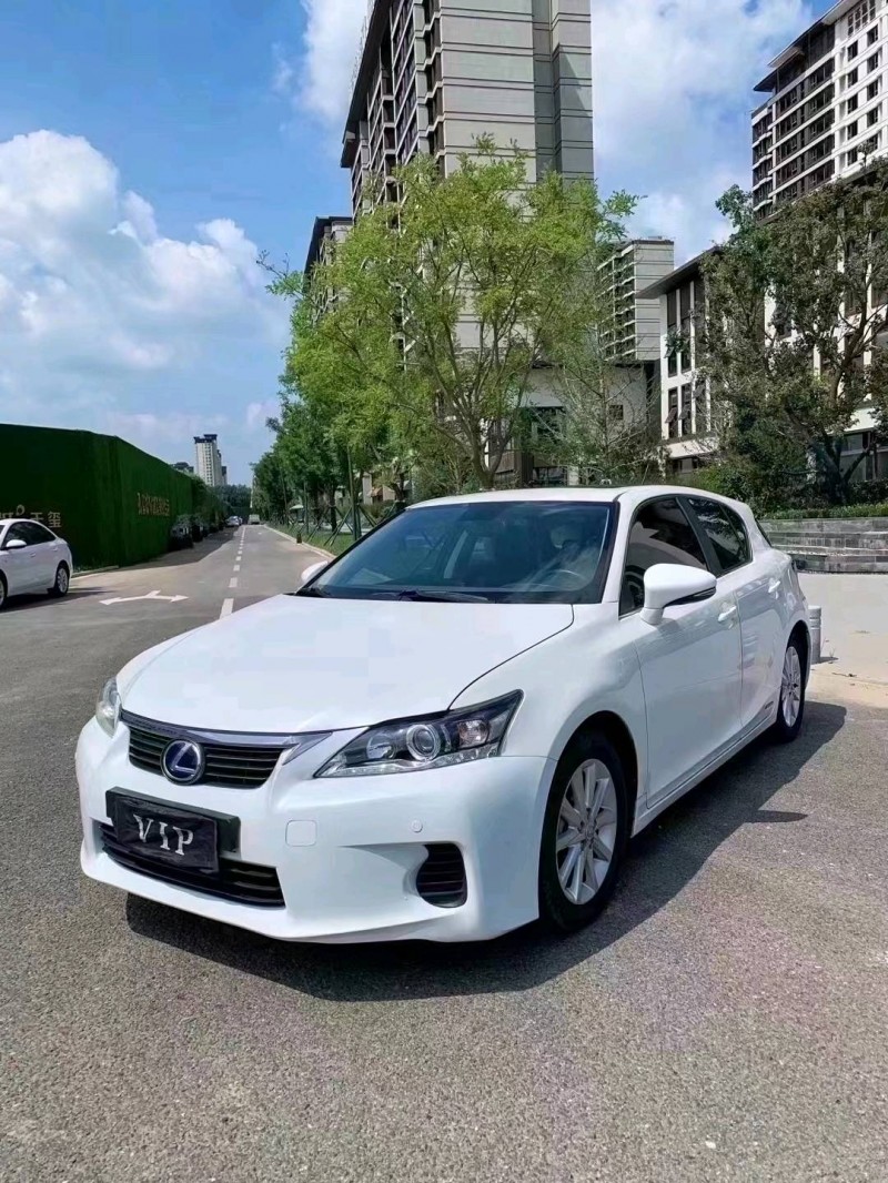廊坊12年雷克薩斯CT2