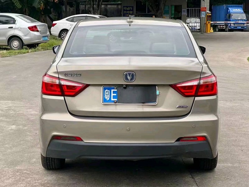 广州18年长安汽车悦翔V73