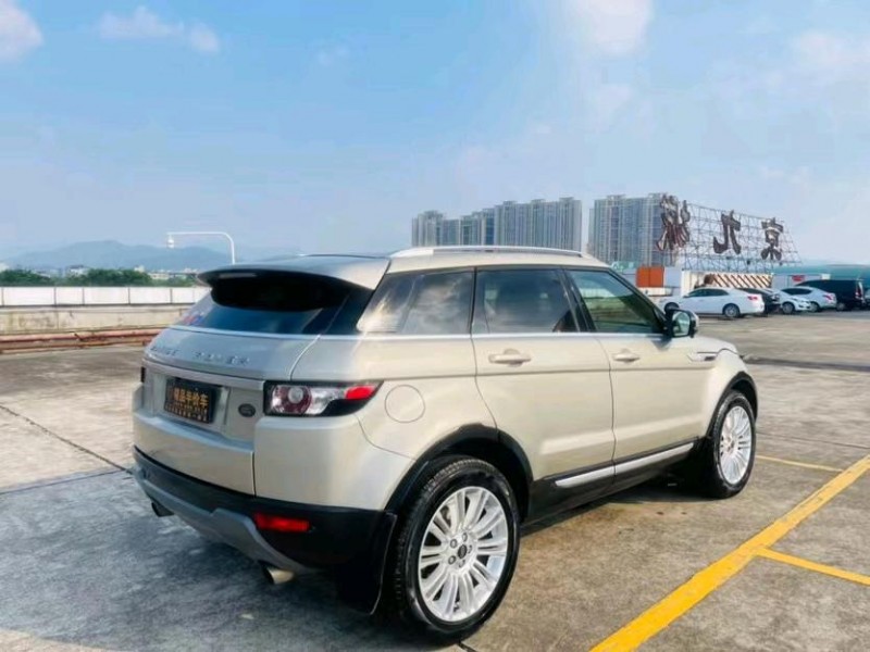 东莞13年路虎极光8