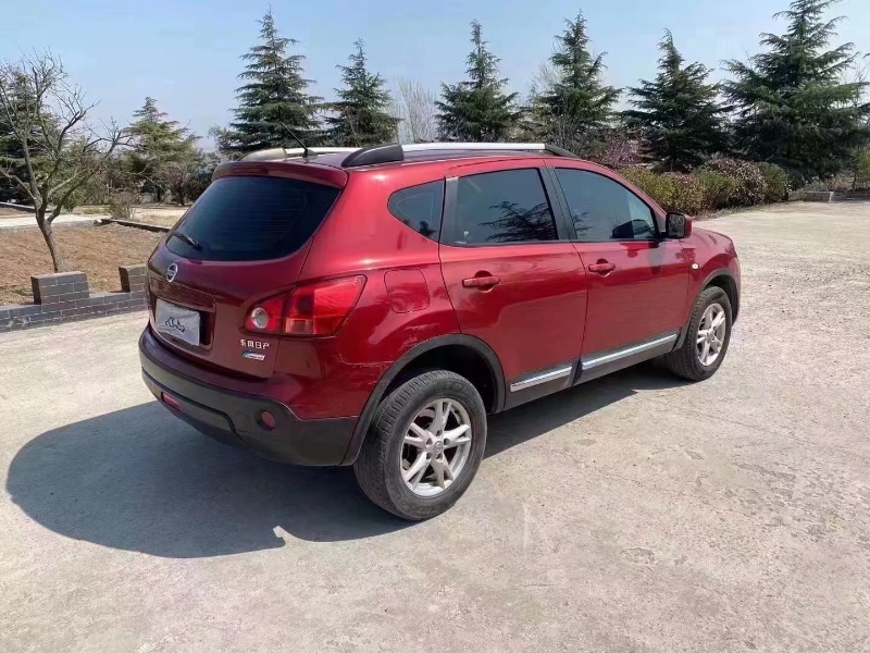 青岛13年日产逍客6