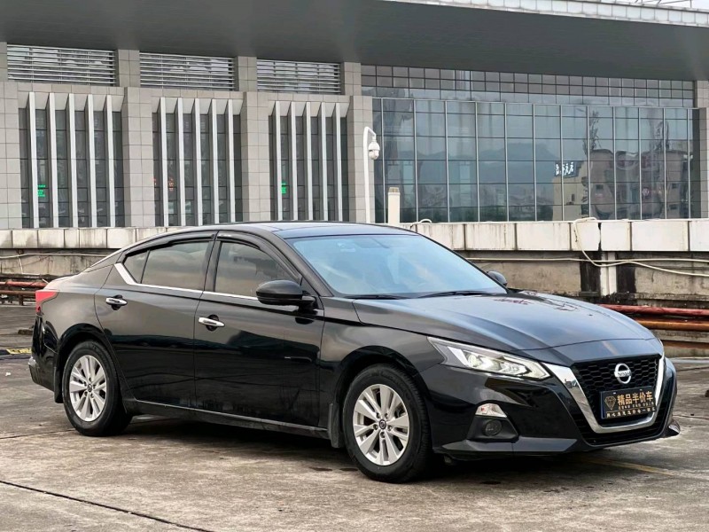 东莞20年日产天籁3