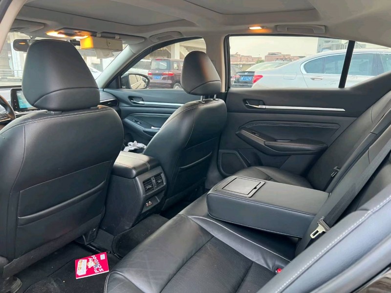 东莞20年日产天籁6