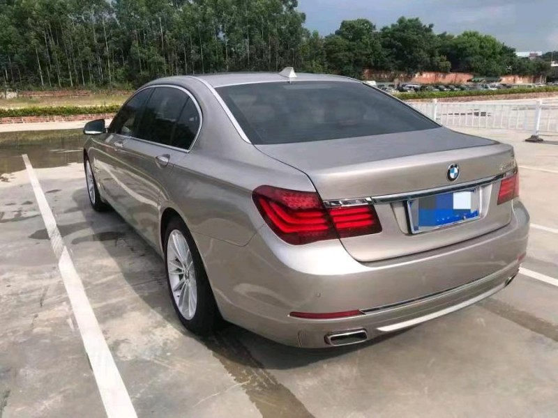徐州13年宝马7系4