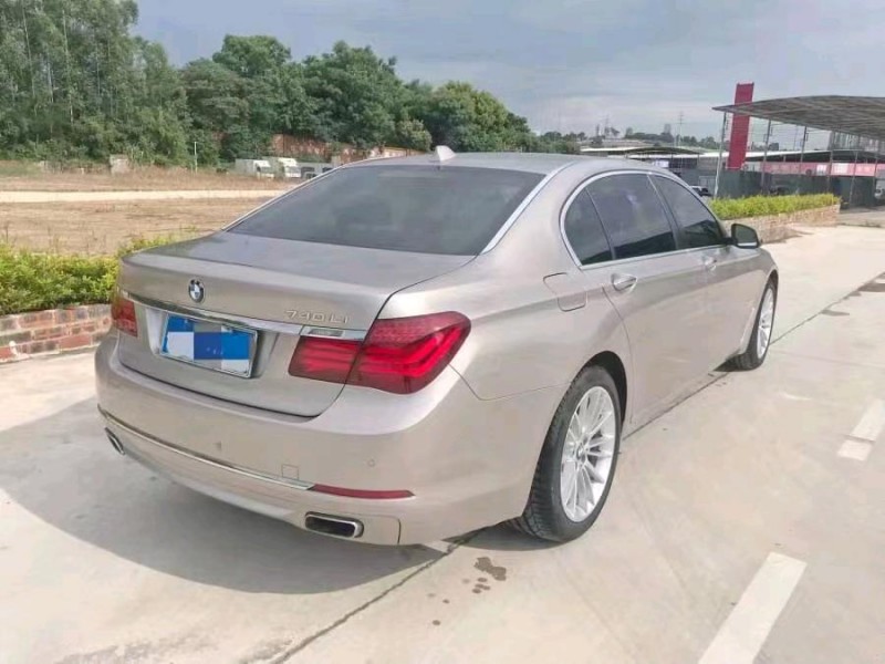 徐州13年宝马7系5