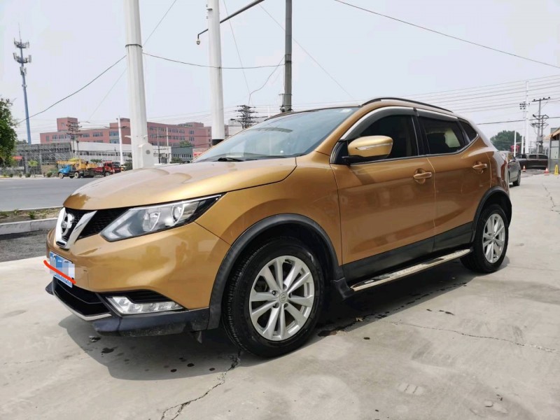 保定16年日产逍客7