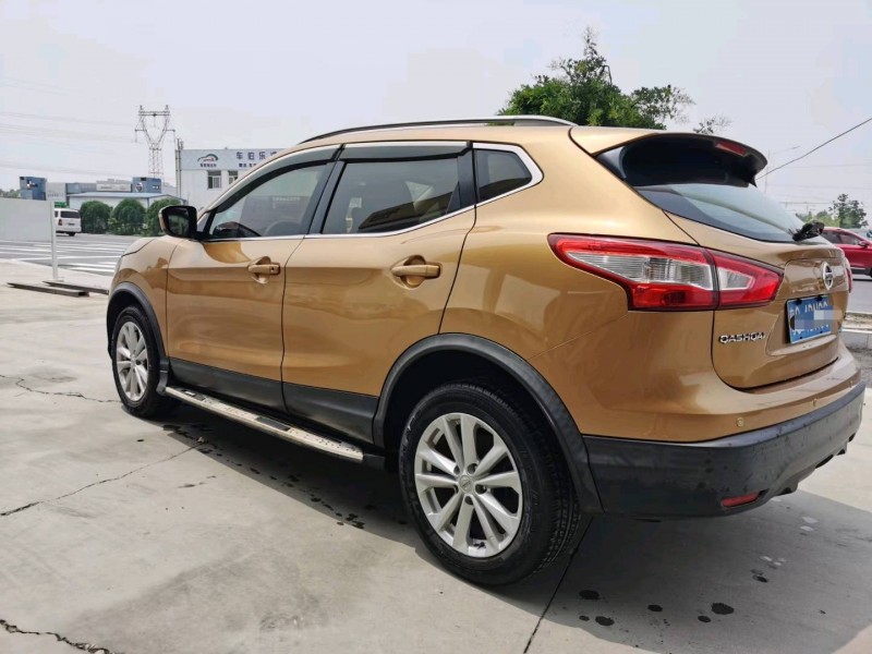 保定16年日产逍客4