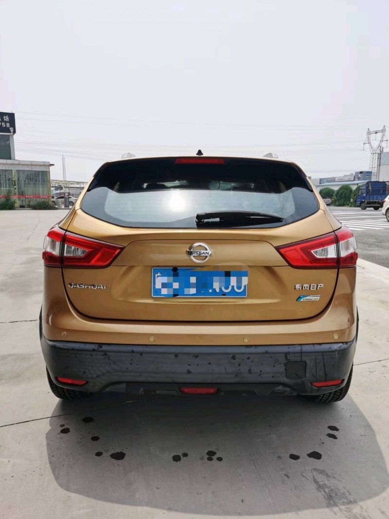 保定16年日产逍客5