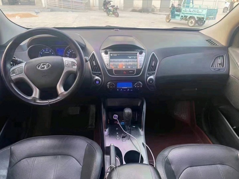 北京16年现代ix354