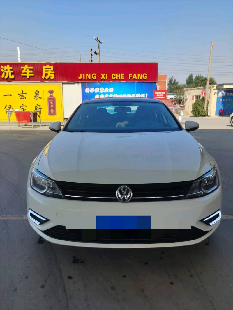 保定17年大众凌渡1