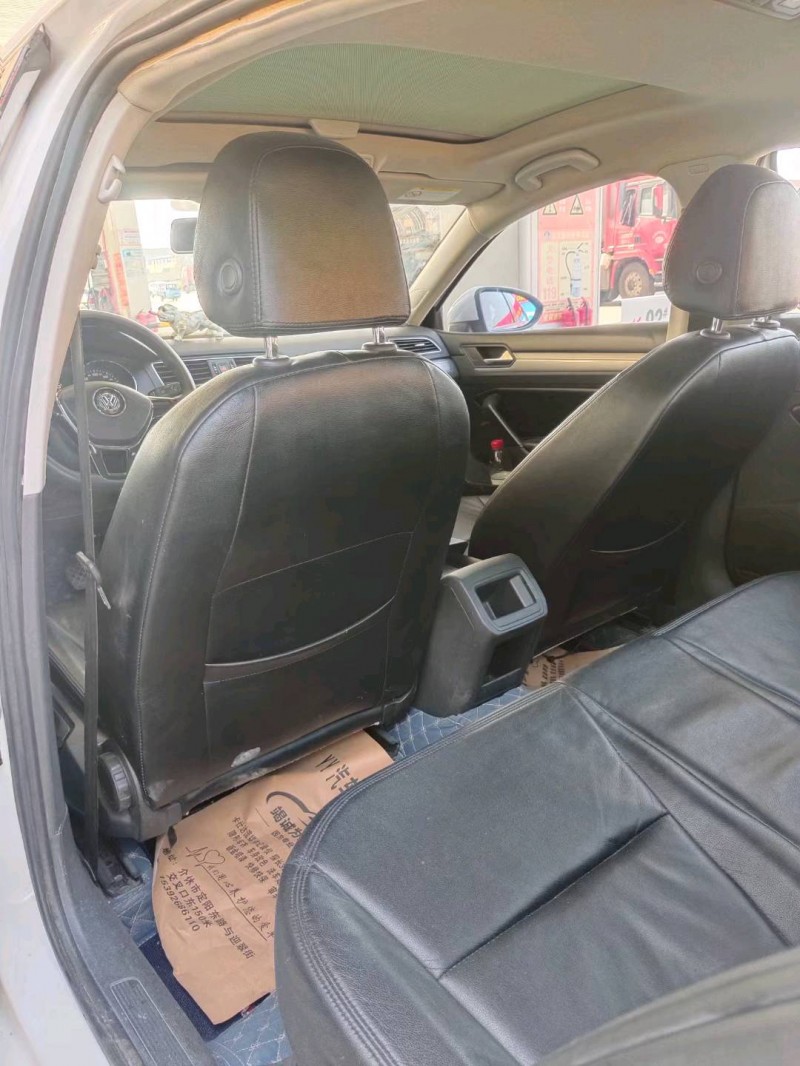 保定17年大众凌渡7