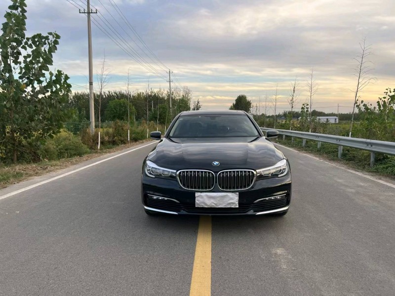 盐城17年宝马7系7