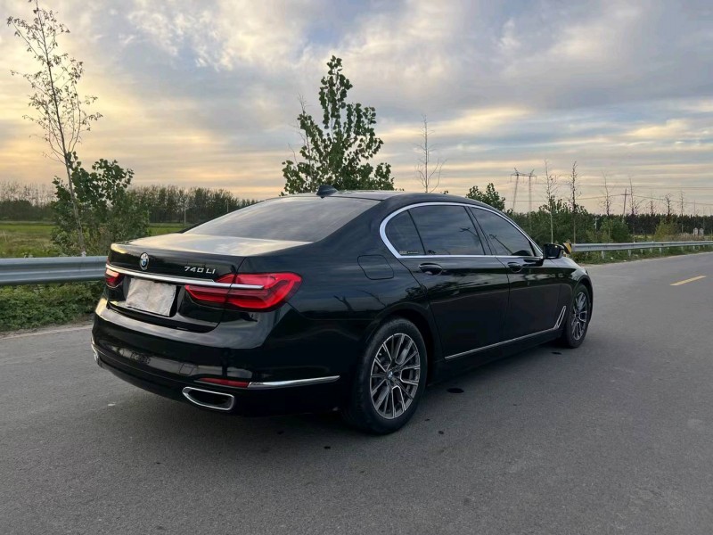 盐城17年宝马7系5