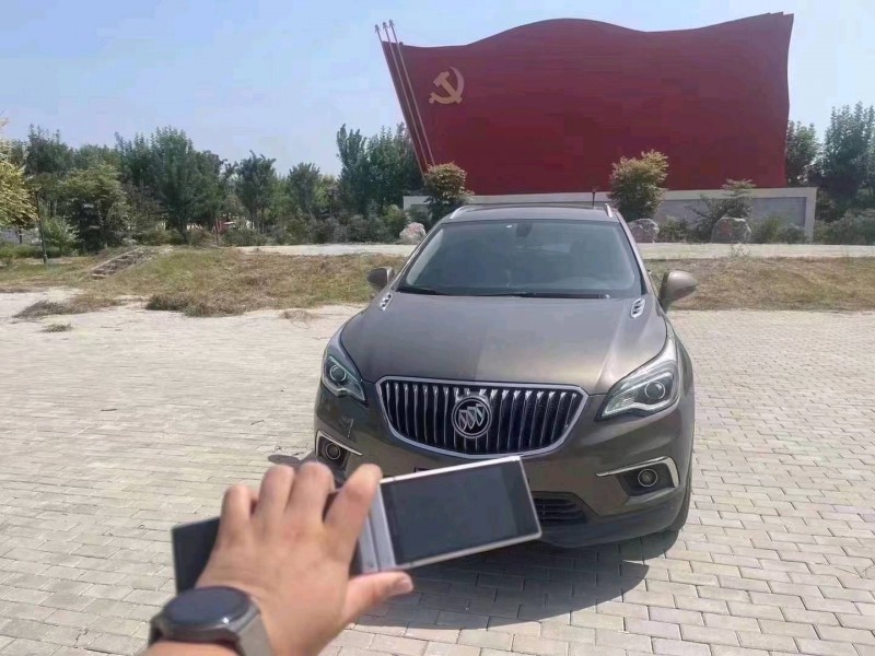 枣庄17年别克昂科威1