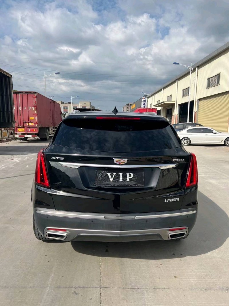 东莞20年凯迪拉克XT59