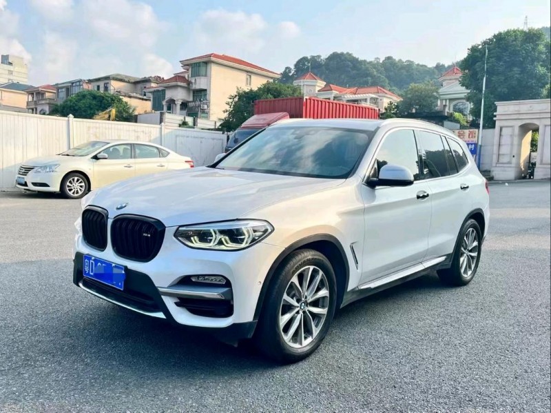 广州19年宝马X33