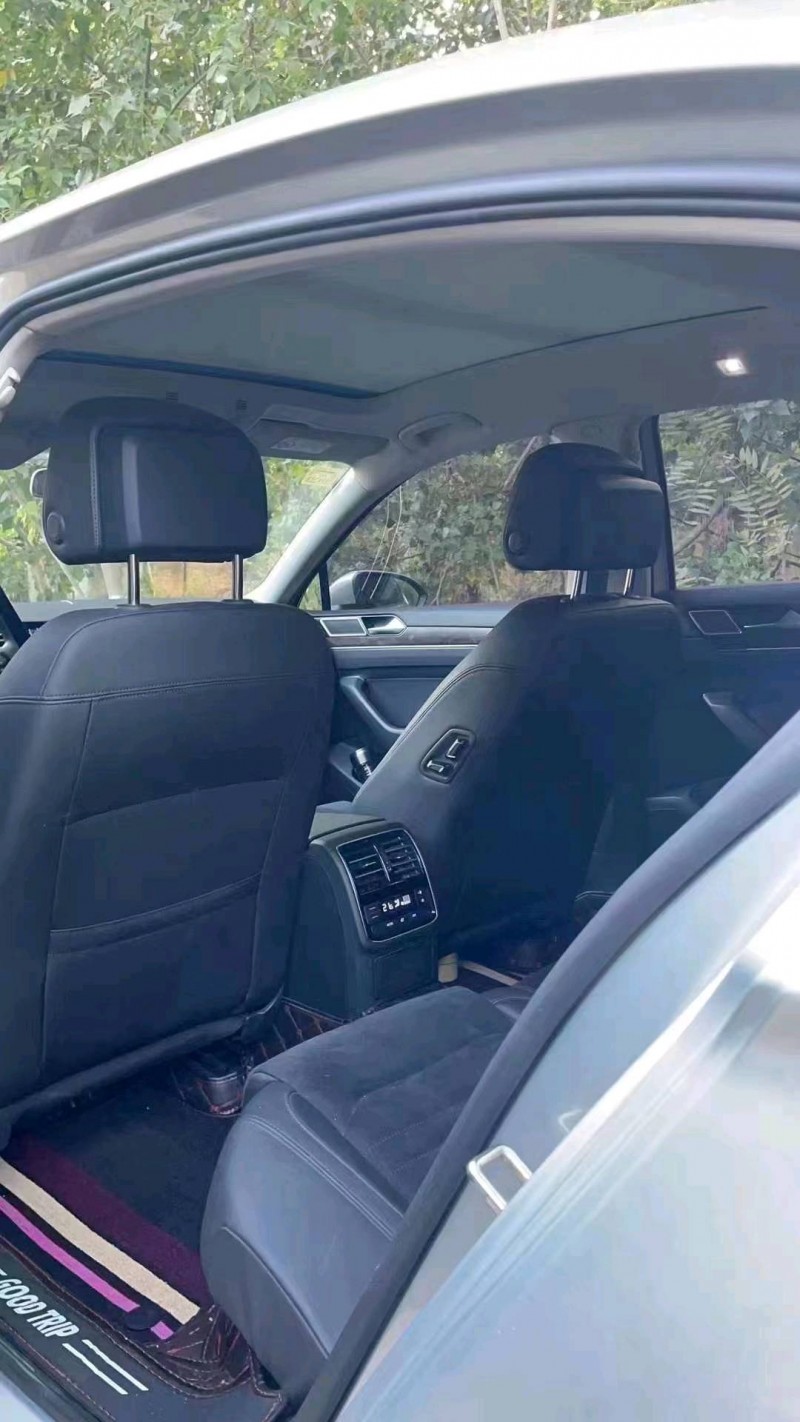 北京17年大众迈腾5