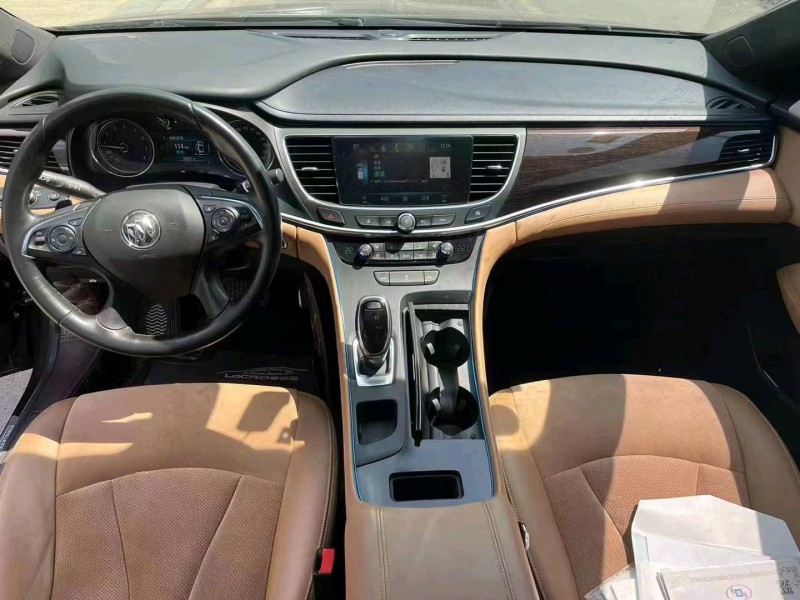 东营17年别克君越2