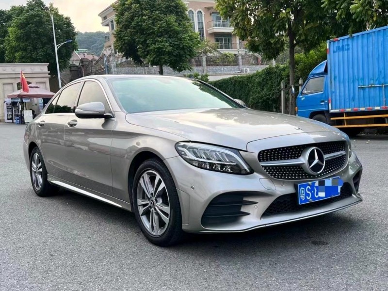 广州19年奔驰C2