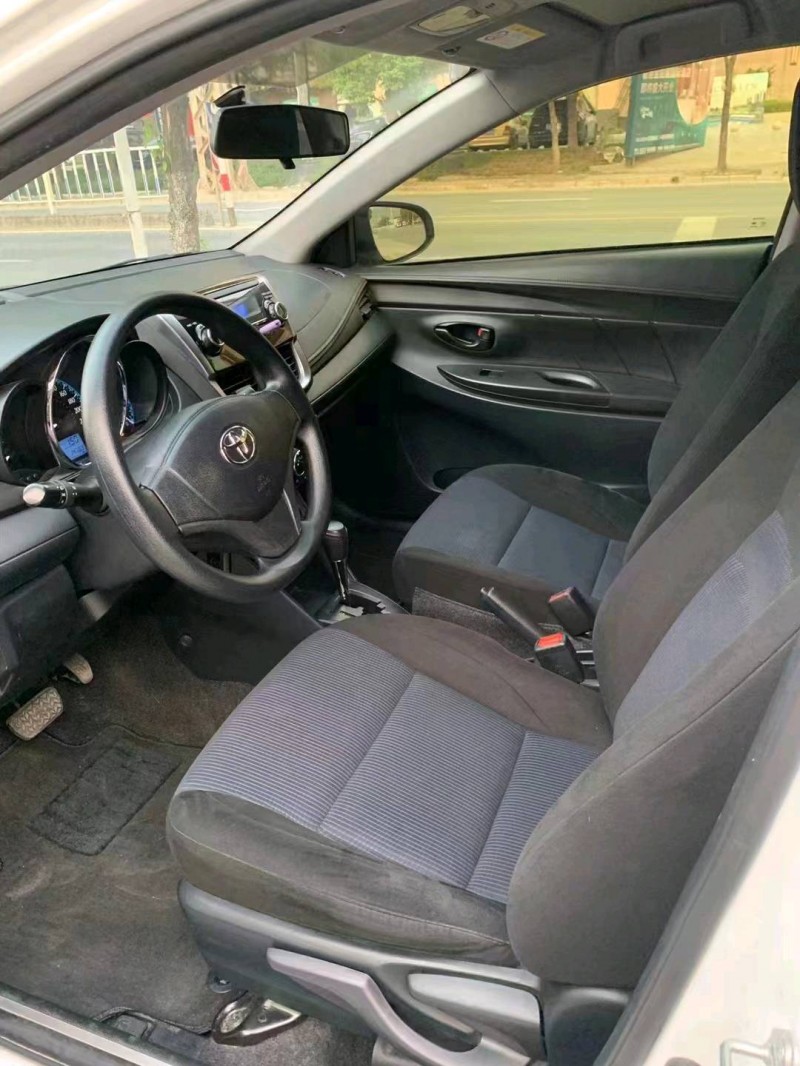 邢台19年丰田YARiS L 致炫4