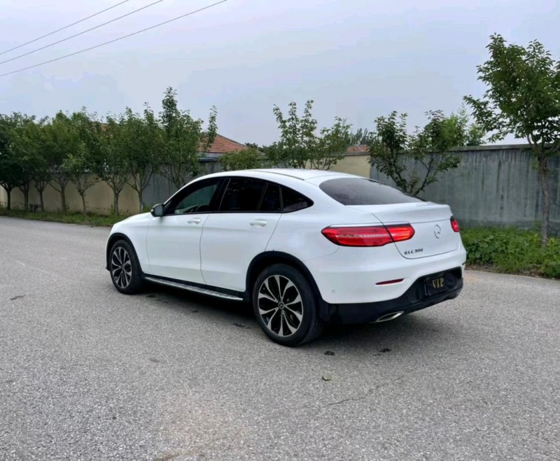 青岛17年奔驰GLC6