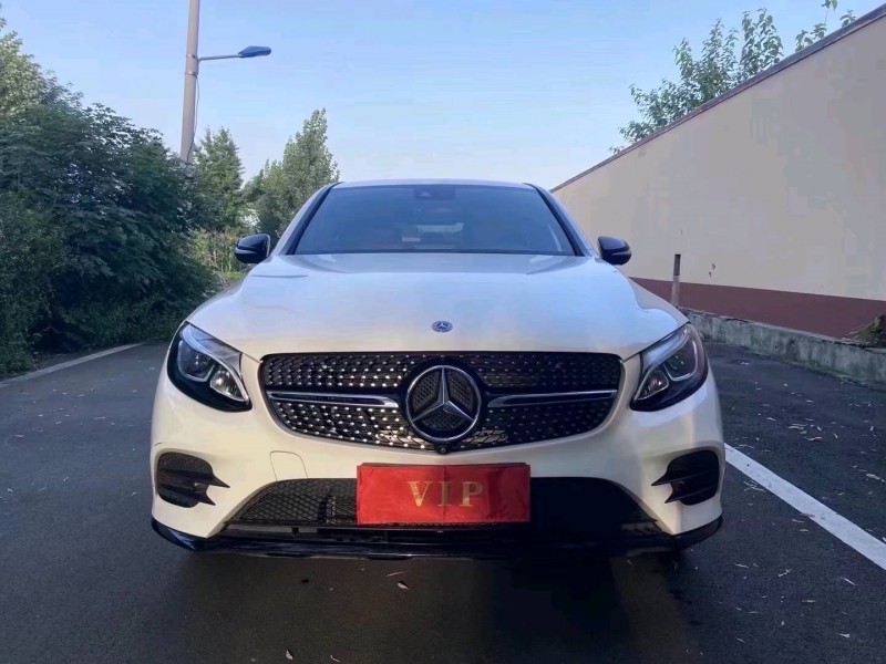 青岛17年奔驰GLC9