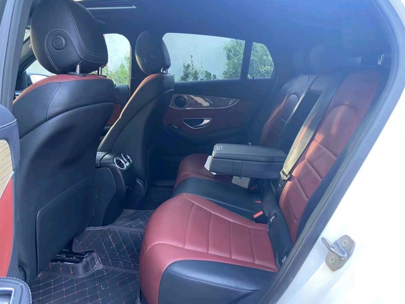 青岛17年奔驰GLC1